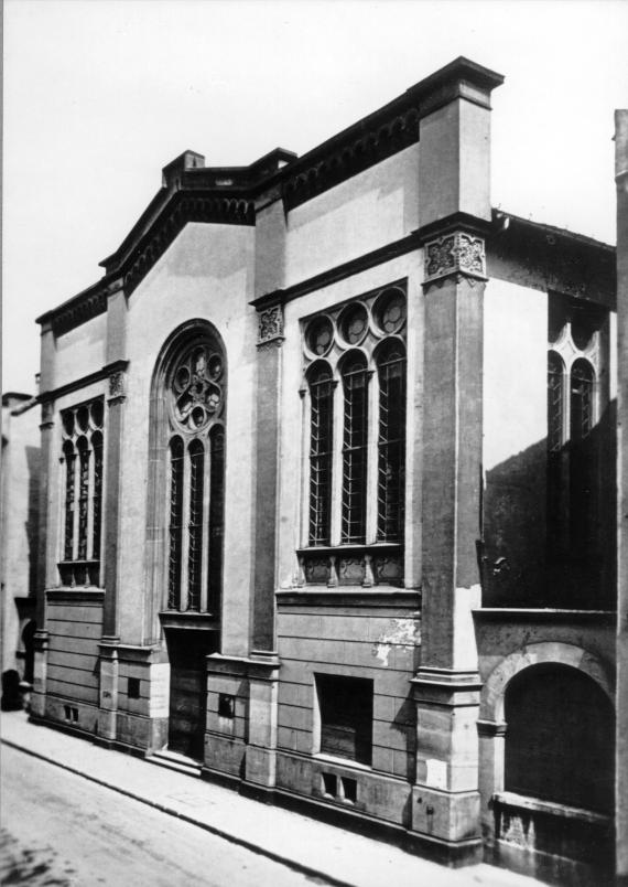 Außenansicht der Synagoge in der Schützenstraße