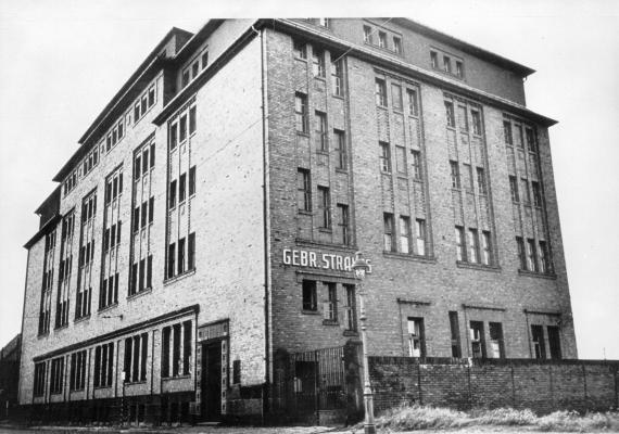 Business premises of the company Gebrüder Strauss