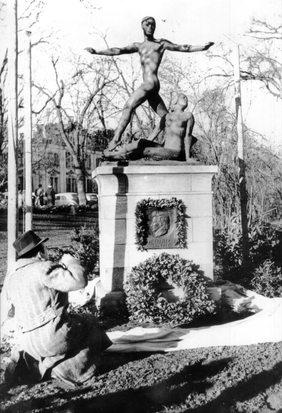 Heine-Denkmal in der Taunusanlage