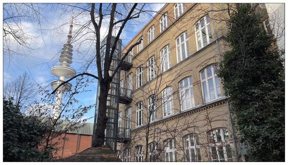 ehem. Israelitische Töchterschule - Karolinenstraße 35