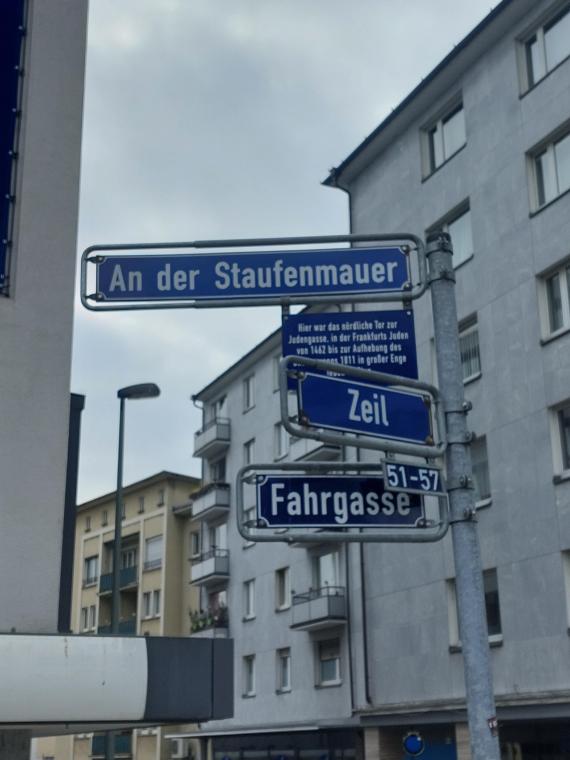 The Museum of Jewish Antiquities was located at this street sign on the south side of Konstablerwache