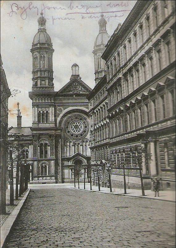 Vinohrady-Synagoge, Blick von der Moravská-Straße, zeitgenössische Postkarte, um 1910