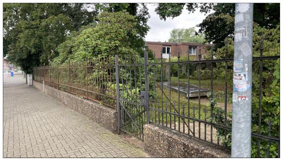 Einfriedung zur Eckermannstraße - Ansicht von Südosten