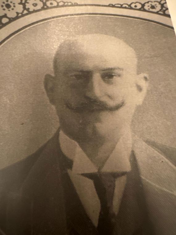 Willy Vobach (* June 19, 1867 in Storchennest-Lissa, Province of Poznan; † December 25, 1936 in Wiesbaden), full name Wilhelm Karl Paul Albert Vobach,