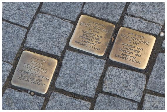 Stolpersteine Walter und Ida Steinhart / Oskar Freudenfels