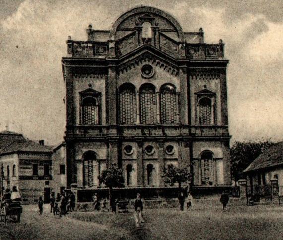 Historische Mehrbild-Ansichtskarte Berehovo - versandt am 8. April 1935  - Ausschnittvergrößerung " Große Synagoge Berehovo "