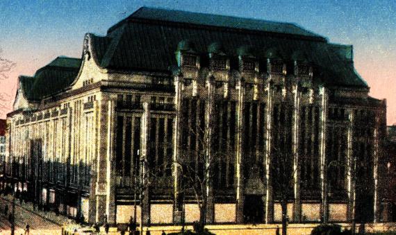Historische Ansichtskarte - Düsseldorf - Corneliusplatz mit Geschäftshaus Leonh. Tietz Historische Ansichtskarte - Düsseldorf - Corneliusplatz mit Geschäftshaus Leonh. Tietz - versandt als Feldpost am 19. Februar 1918  - Ausschnittvergrößerung Kaufhaus Leonhard Tietz