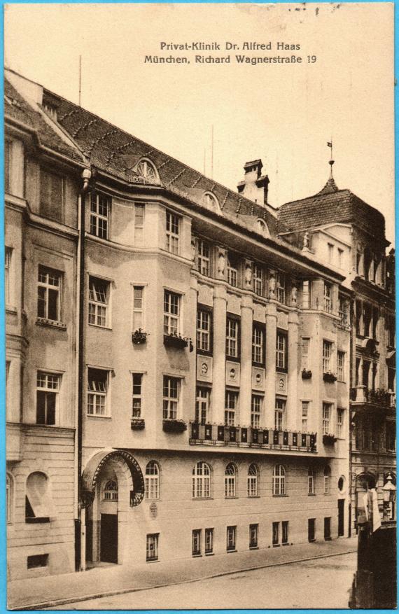 Historische Ansichtskarte München -  Privat- Klinik Dr. Alfred Haas  -  versandt am 11. Oktober 1912  -  Klinik-Ansicht
