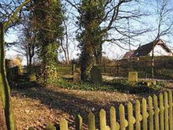 Jewish cemetery Hennen (2011)