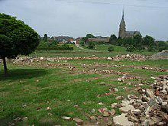 Jewish cemetery badly damaged by storm