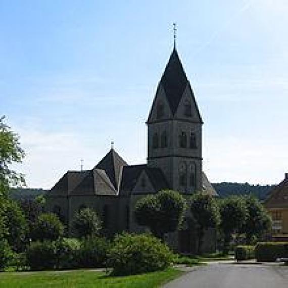 Die St. Martinuskirche in Reelsen