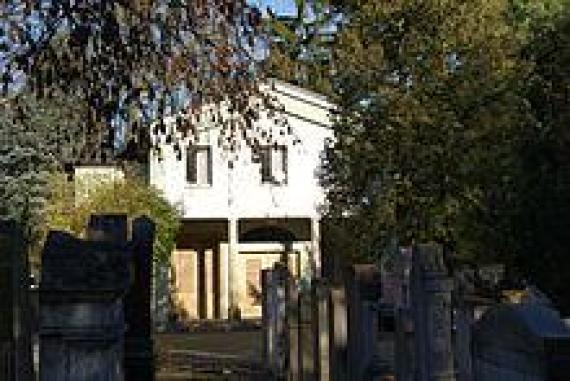 Beth Tahara at the Old Jewish Cemetery on Schiller Street