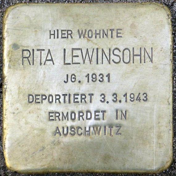 https://upload.wikimedia.org/wikipedia/commons/thumb/0/05/Stolperstein.Alt-Hohensch%C3%B6nhausen.Konrad-Wolf-Stra%C3%9Fe_41.Rita_Lewinsohn.6799.jpg/600px-Stolperstein.Alt-Hohensch%C3%B6nhausen.Konrad-Wolf-Stra%C3%9Fe_41.Rita_Lewinsohn.6799.jpg