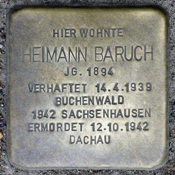 https://upload.wikimedia.org/wikipedia/commons/thumb/f/f1/Stolperstein.Pankow.Schulzestra%C3%9Fe_14.Heimann_Baruch.0370.jpg/600px-Stolperstein.Pankow.Schulzestra%C3%9Fe_14.Heimann_Baruch.0370.jpg