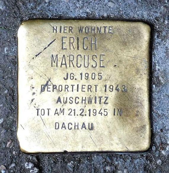 https://upload.wikimedia.org/wikipedia/commons/thumb/7/77/Stolperstein_Erich_Marcuse.jpg/600px-Stolperstein_Erich_Marcuse.jpg