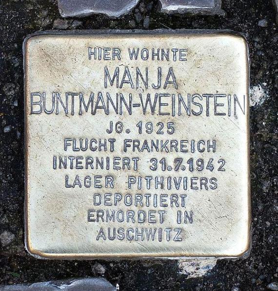 https://upload.wikimedia.org/wikipedia/commons/thumb/a/a0/Stolperstein_Manja_Buntmann-Weinstein.jpg/600px-Stolperstein_Manja_Buntmann-Weinstein.jpg