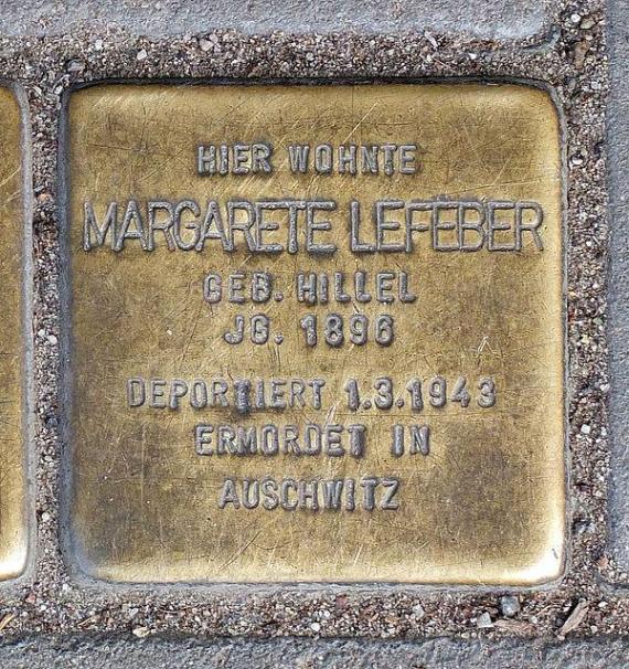 https://upload.wikimedia.org/wikipedia/commons/thumb/d/d9/Stolperstein_Margarete_Lefeber.jpg/600px-Stolperstein_Margarete_Lefeber.jpg