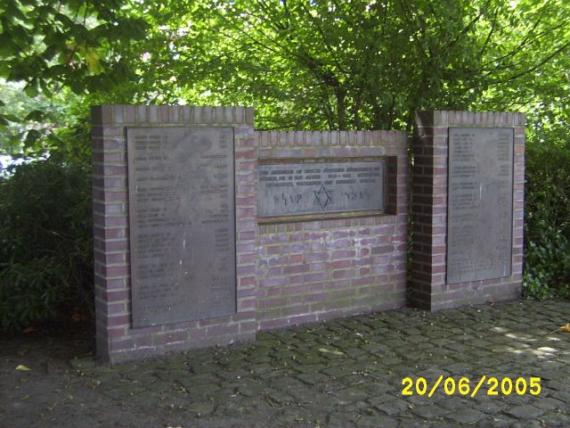 Memorial near the former synagogue