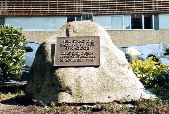 Memorial stone for the former synagogue Stephanienstrasse