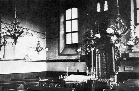 Inneres der Synagoge Gelnhausen (vor 1938)