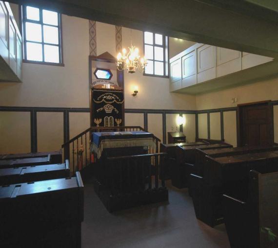 Interior to the Torah shrine