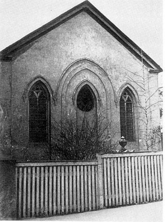 Former synagogue in Hadamar around 1970 (then used as a studio)