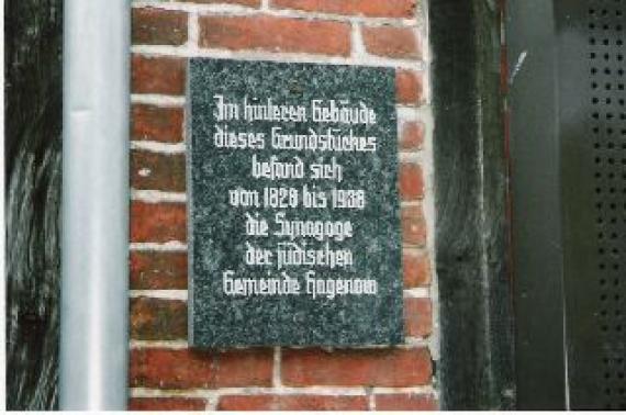 Commemorative plaque