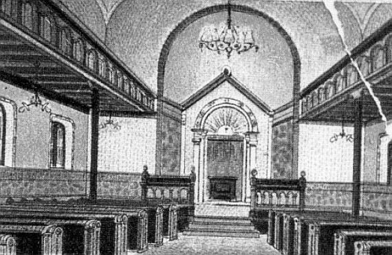 Interior photo of the synagogue in Höchst (detail from a historical postcard)