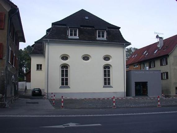 Die ehemalige Synagoge in Hohenems nach der Restaurierung Ende 2004 The former synagogue in Hohenems after restoration at the end of 2004