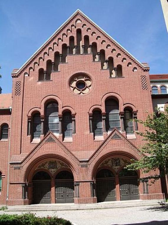 Die Synagoge in der Rykestraße im Juni 2005