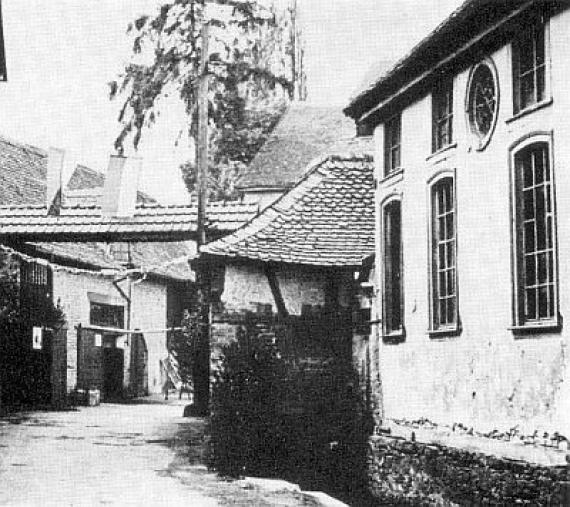 Die Synagoge in Niederhofheim (vor 1938).