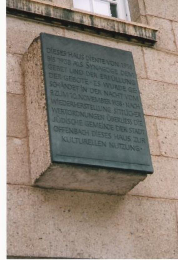 Remembrance plaque