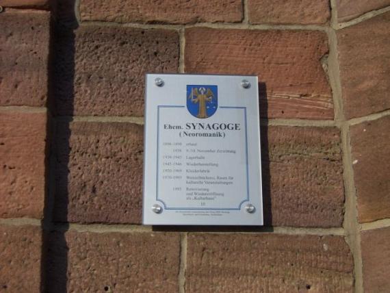 Remembrance plaque