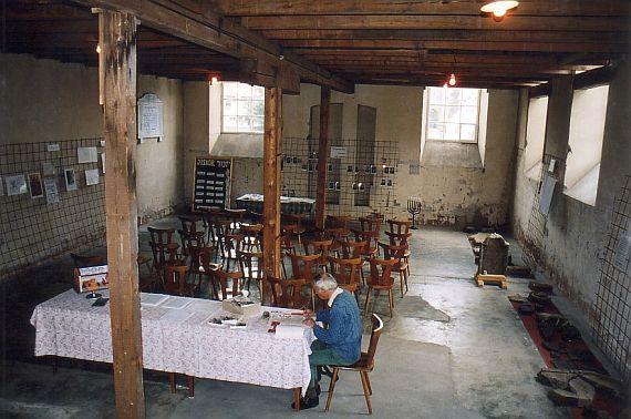 Interior photo of the former synagogue Bad Sobernheim September 2005