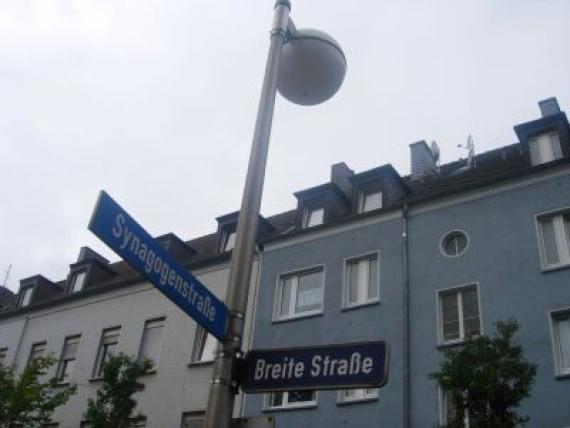 Synagogue Street - in German