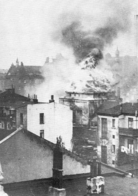 Die brennende Synagoge Wilhelmshaven am 10.11.1938