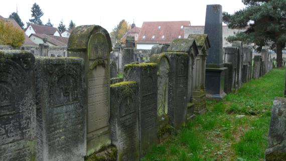 Some graves of the Jewish cemetery in Baiersdorf with the tomb of Professor Doktor Jakob Herz