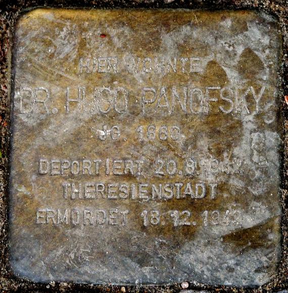 Stolperstein für Hugo Panofsky in der Westfälischen Straße 62 in Berlin-Halensee.