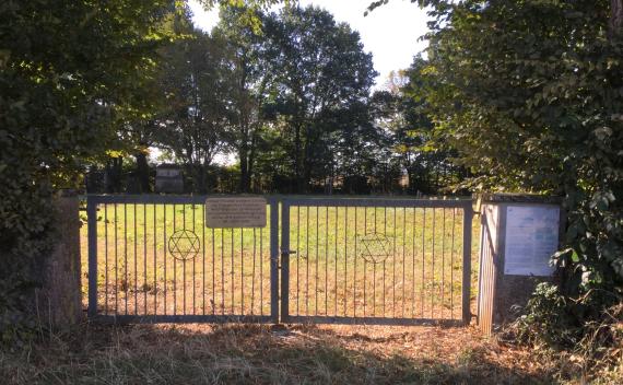 Jewish cemetery Wallerstein - entrance gate