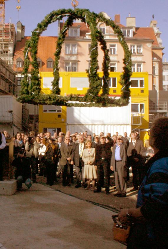 Topping-out ceremony on October 28, 2005