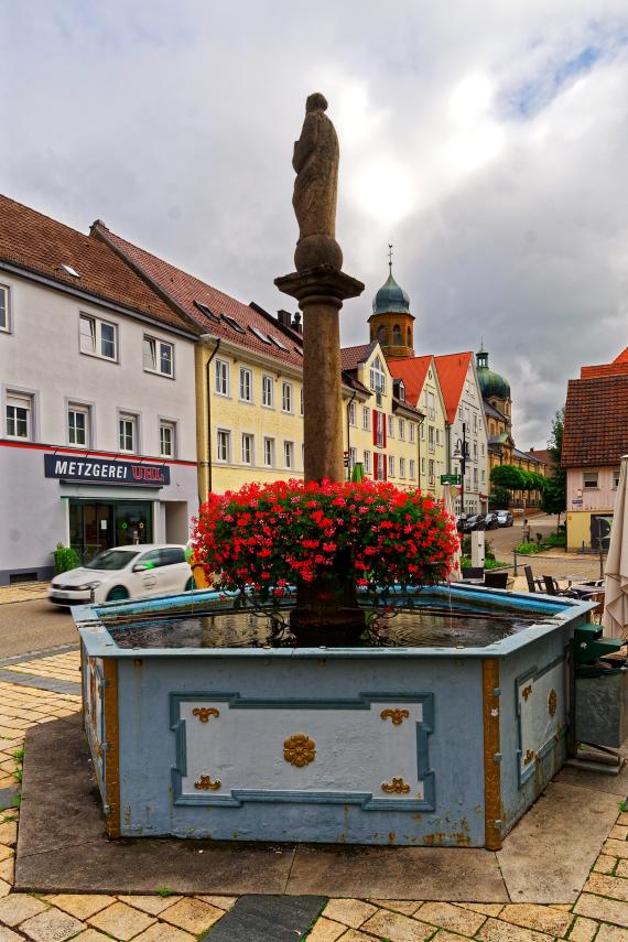 In the town center of Lauchheim