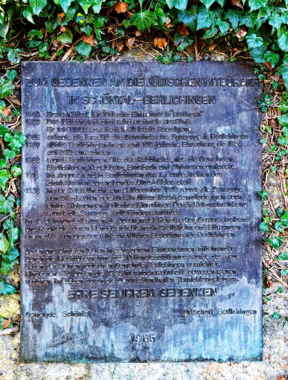 The memorial plaque at the Jewish cemetery in Berlichingen