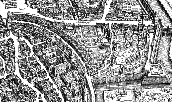 Die bogenförmige Judengasse auf einer Stadtansicht von Matthäus Merian aus dem Jahr 1628. Der Platz am südlichen Ende ist der Judenmarkt. Rechts der Friedhof.