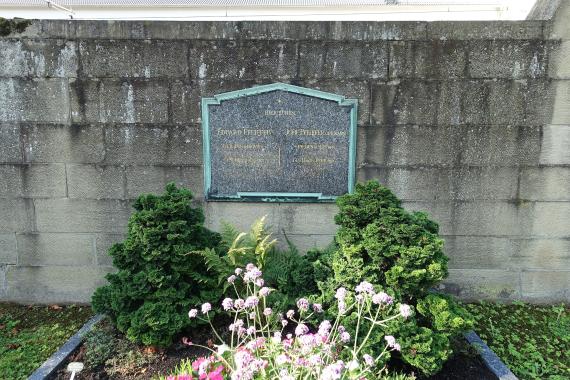 Grab von Eduard Pfeiffer auf dem Pragfriedhof