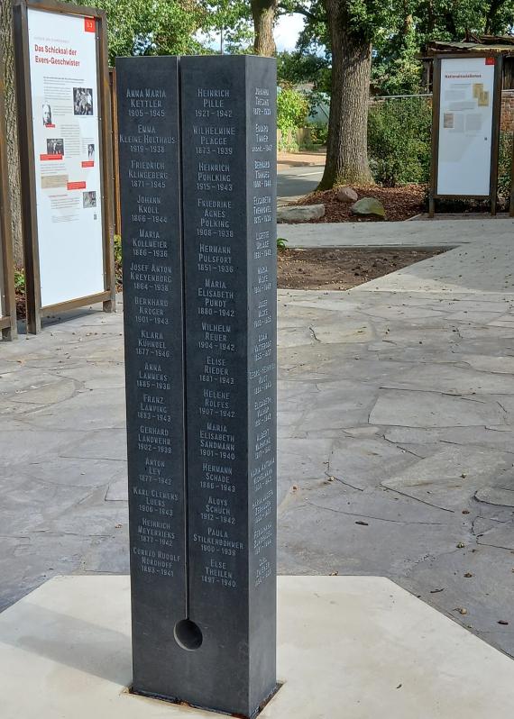 Information boards and stele on the grounds of the "Memorial for Human Dignity"