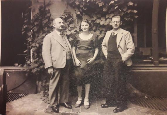 Max, Sally and Walter Wolff (from left to right) in the courtyard of their store at Breite Straße 15, mid-1930s.