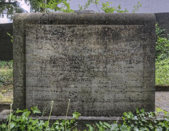 Letzter Grabstein aus dem Jahr 1941