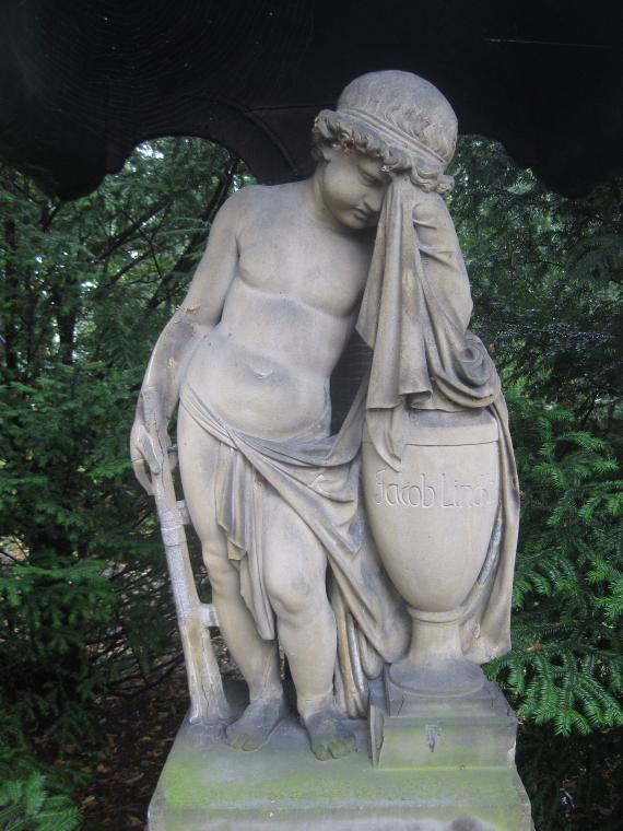 Scheffauer, Philipp Jakob, Trauernder Genius, Ausführung von Joseph Wilhelm Ludwig Mack