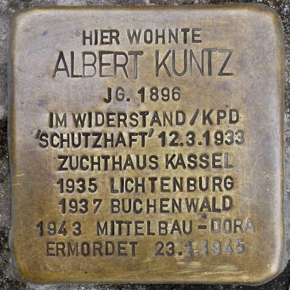 Stumbling Stone Albert Kuntz Afrikanische Straße 140 0054
