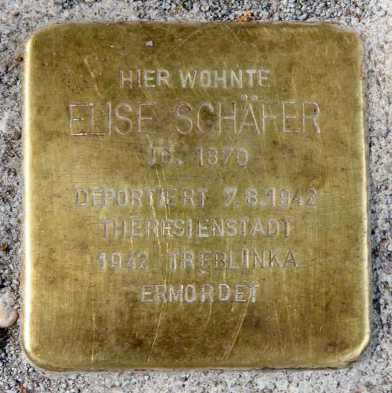 Stumbling stone Alexanderstr 17 (center) Elise Schäfer